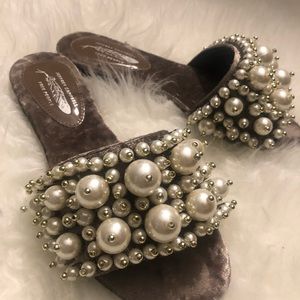 Jeffrey Campbell x Free People Pixie Pearl Slides